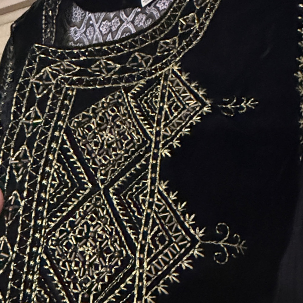 Buckle Black and Gold Velvet Embroidered Vest - Picture 5 of 9